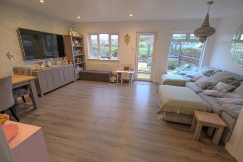 3 bedroom semi-detached house for sale, La Rue De Causie, Jersey JE2