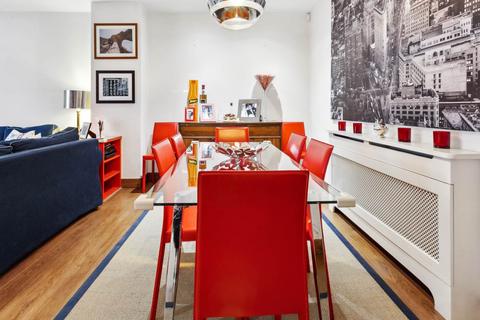 2 bedroom flat to rent, Emperors Gate - SW7, ,