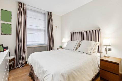 2 bedroom flat to rent, Emperors Gate - SW7, ,