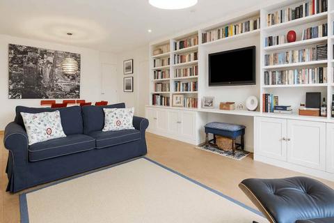 2 bedroom flat to rent, Emperors Gate - SW7, ,