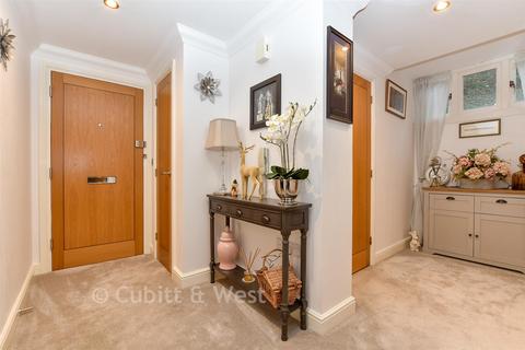 undefined, Elizabeth House, Banstead SM7