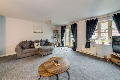 4 bedroom terraced house for sale, Crab Tree Close, Bloxham