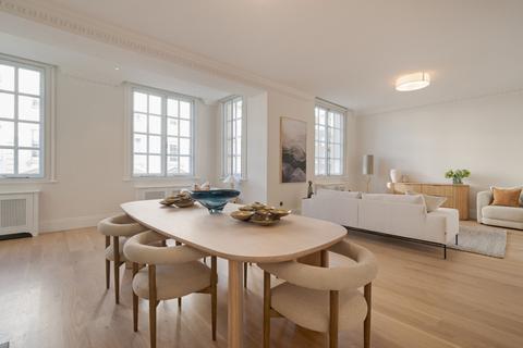 3 bedroom apartment to rent, Upper Grosvenor Street, London, W1K