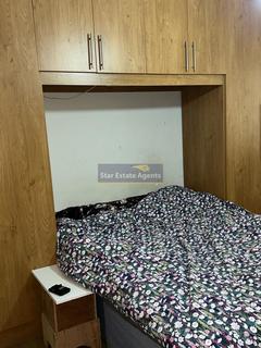 undefined, Greenford UB6