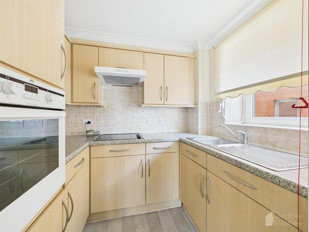 CAM02365 G0-PR0254-STILL004.jpg