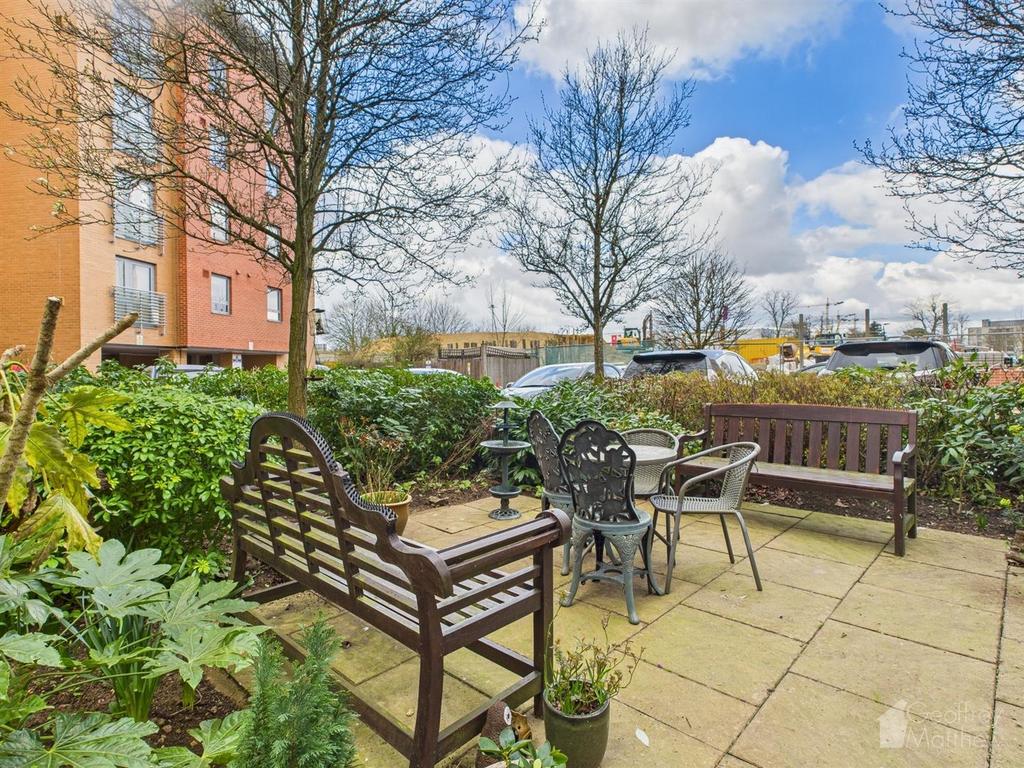 CAM02365 G0-PR0255-STILL004.jpg