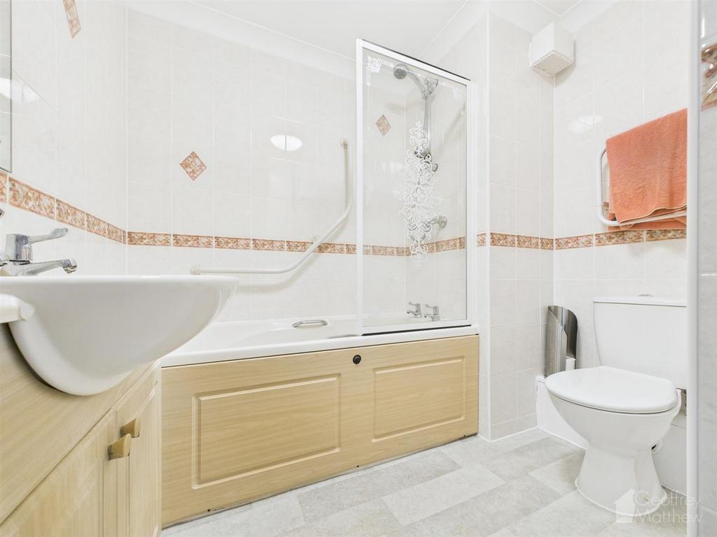 CAM02365 G0-PR0254-STILL001.jpg