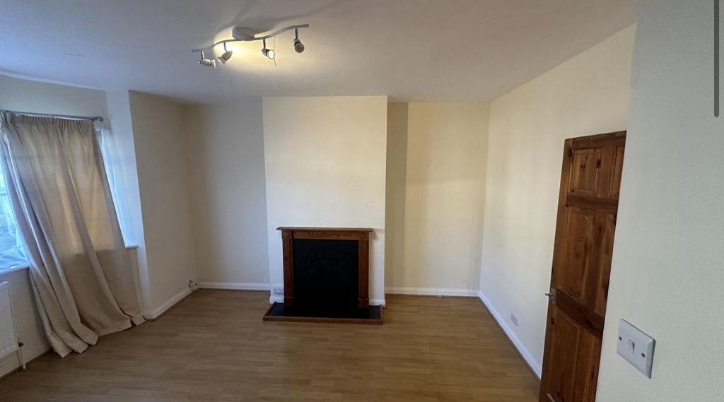 Whats App Image 2025-12-12 at 10.51.35 (1).jpeg