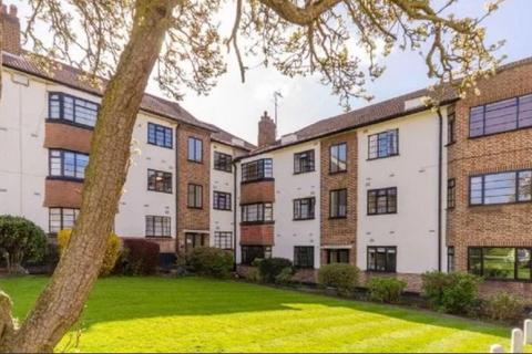 2 bedroom flat to rent, Friern Park, London