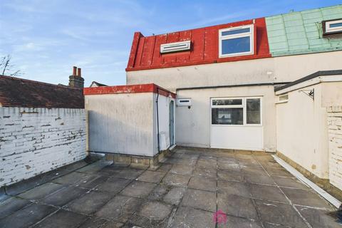 undefined, High Street, Old Harlow CM17