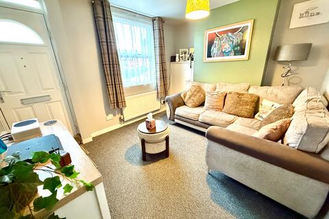 2 bedroom terraced house for sale, 39 St James Street, Daventry, NN11 4AG