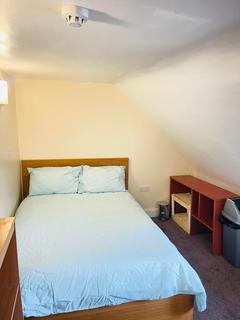 undefined, High Street, Yiewsley UB7