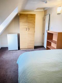 undefined, High Street, Yiewsley UB7