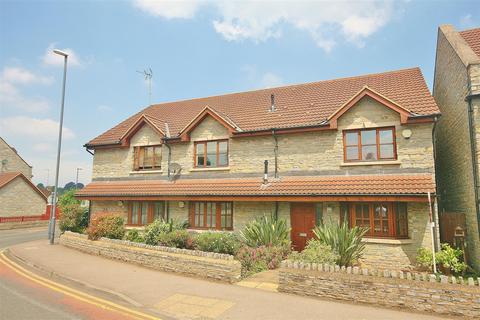 undefined, 2 Trescothick Close, Keynsham, Bristol