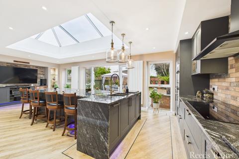 undefined, The Orchard, Hull HU9