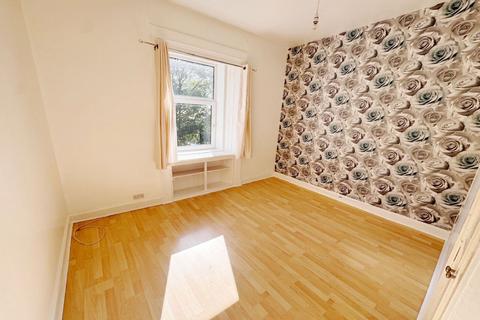 2 bedroom flat for sale, Fyffe Place, Flat 2-1, Johnstone PA5
