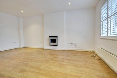 3 bedroom semi-detached house for sale, Whitesand Drive, Rye TN31