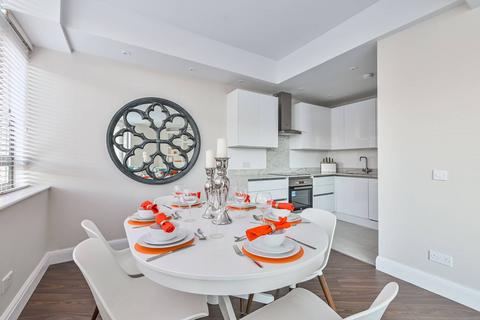 2 bedroom flat to rent, City Road, Old Street, London, EC1V
