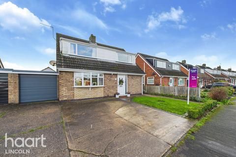 Rudgard Avenue, Cherry Willingham