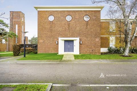 undefined, Building 20, Caversfield OX27