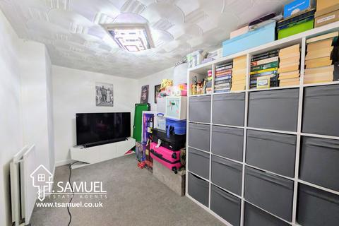 undefined, Knight Street, Mountain Ash, CF45 3EY