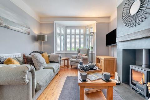 3 bedroom semi-detached house for sale, East Row, Whitby YO21