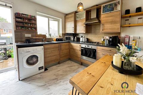 3 bedroom end of terrace house for sale, Rose Street, Lancashire BB3