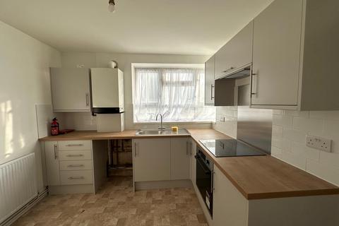 2 bedroom flat to rent, Barking IG11