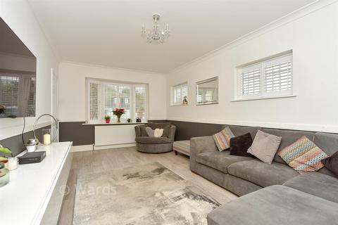 5 bedroom detached house for sale, The Ridgeway, Chatham ME4