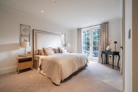 4 bedroom townhouse for sale, King John Square, Englefield Green, Egham, Surrey, TW20