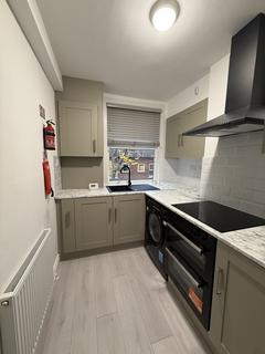 2 bedroom ground floor flat to rent, Nottingham NG7