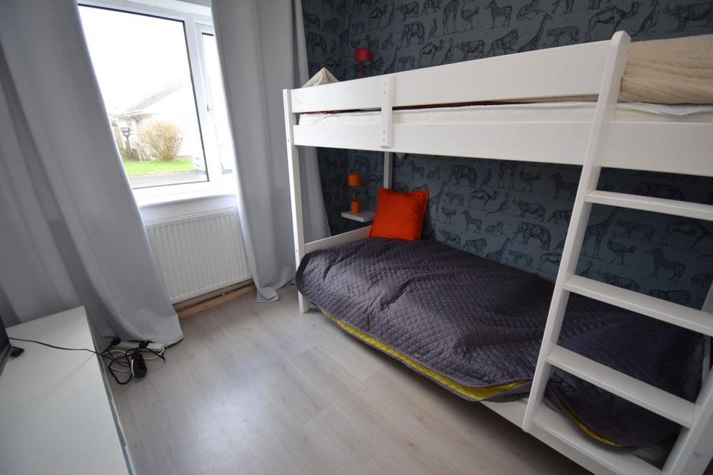 Bedroom 3.JPG
