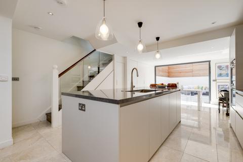 4 bedroom terraced house for sale, Ashburnham Road, Chelsea, London, SW10