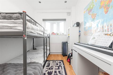 2 bedroom apartment to rent, Sutton Road, Muswell Hill, London, N10