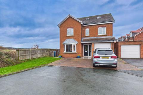 4 bedroom detached house for sale, Derwent Road, Whitby YO21