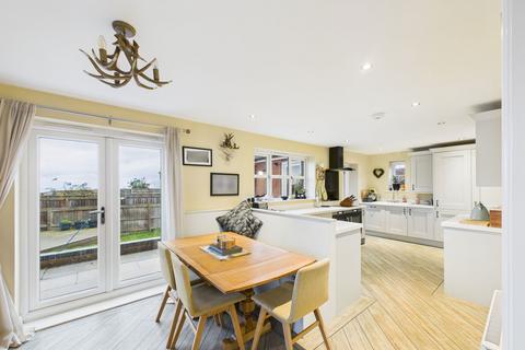 4 bedroom detached house for sale, Derwent Road, Whitby YO21