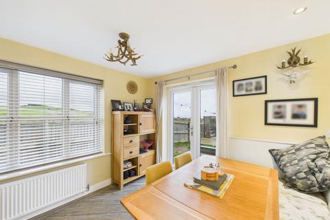 4 bedroom detached house for sale, Derwent Road, Whitby YO21