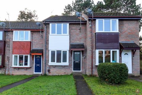 2 bedroom terraced house to rent, Pritchard Close, Hackenthorpe, S12