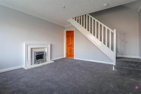 2 bedroom terraced house to rent, Pritchard Close, Hackenthorpe, S12