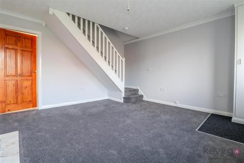 2 bedroom terraced house to rent, Pritchard Close, Hackenthorpe, S12
