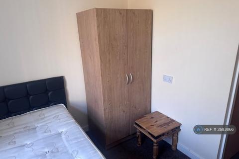 1 bedroom in a house share to rent, Mersey Road, Runcorn, WA7
