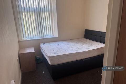 1 bedroom in a house share to rent, Mersey Road, Runcorn, WA7