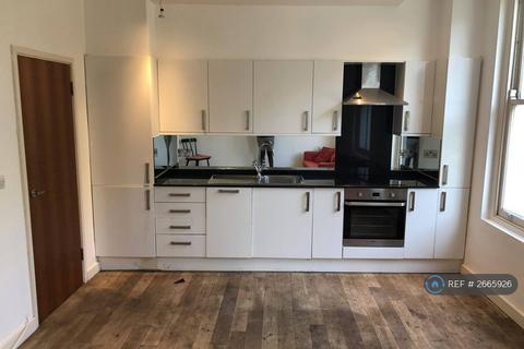 2 bedroom flat to rent, Arthur Road, London, N7