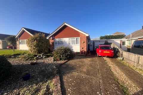 2 bedroom bungalow to rent, Charles Road, Cowes, Isle Of Wight, PO31