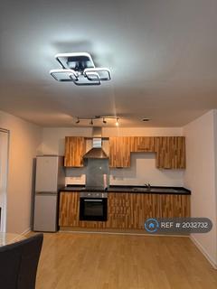 2 bedroom flat to rent, Stillwater Drive, Manchester, M11