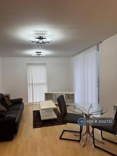 2 bedroom flat to rent, Stillwater Drive, Manchester, M11