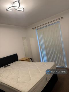 2 bedroom flat to rent, Stillwater Drive, Manchester, M11