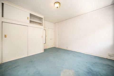undefined, Woburn Place, London WC1H