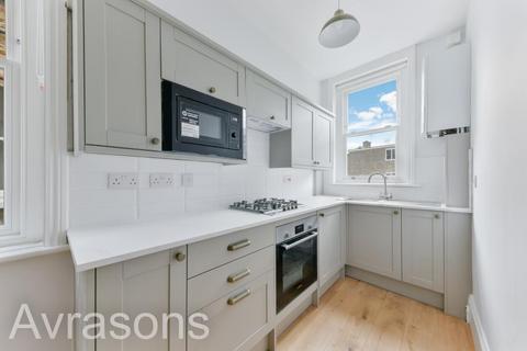 2 bedroom flat to rent, MOWLL STREET, OVAL