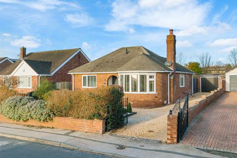 3 bedroom detached bungalow for sale, Oakwell Avenue, Pontefract WF8